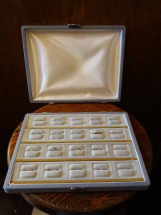 レトロリング差し　指輪収納ディスプレイ　LCM 7816（C3）