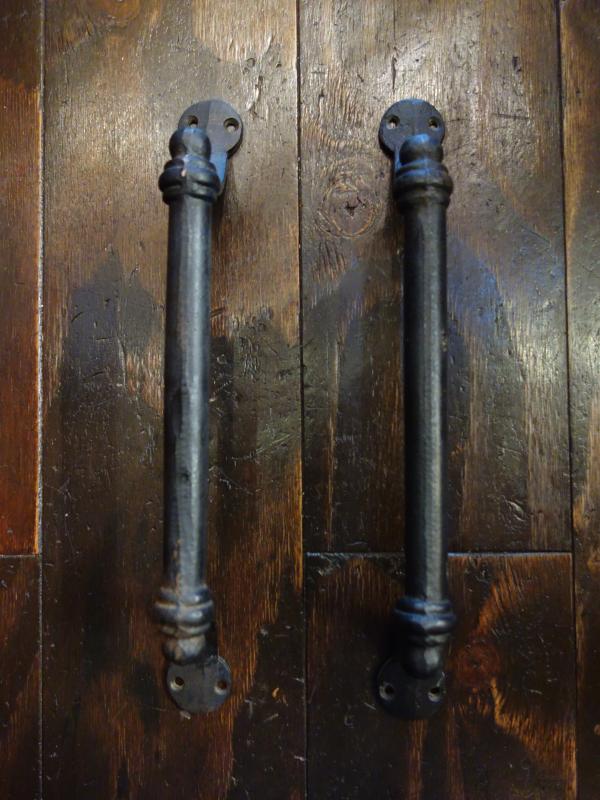 黒アイアンドアハンドル LCM 7818(2)