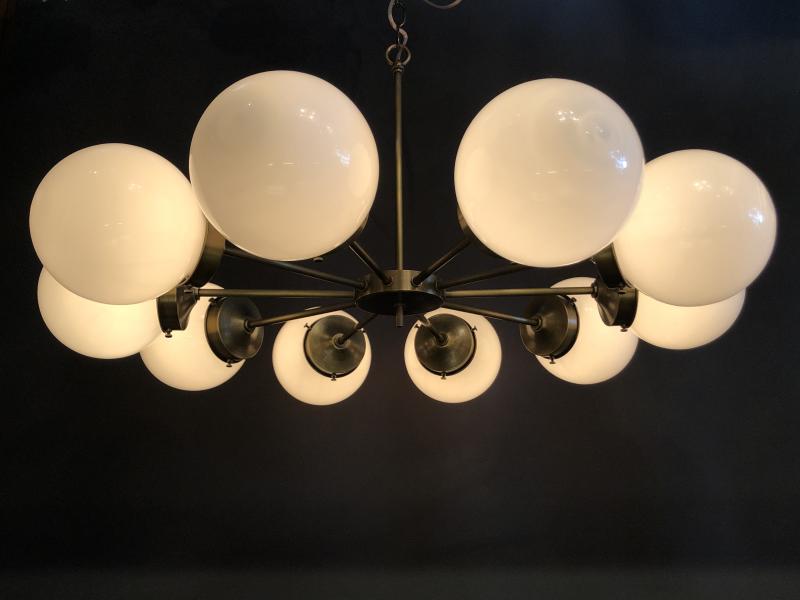 White glass shade chandelier 10灯