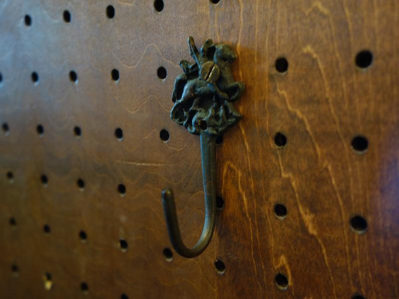 brass knight single hook