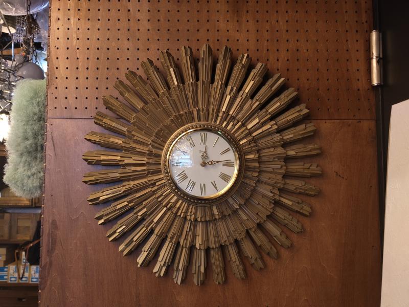 Syroco Sunburst clock