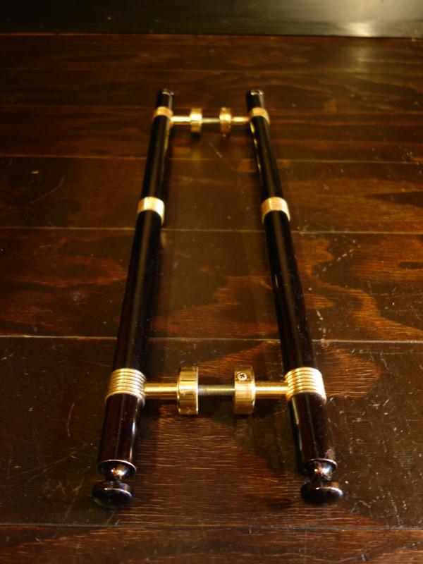 黒×ゴールド玄関ドアハンドル　LCM 7856（5）