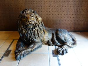 Italian LION display object